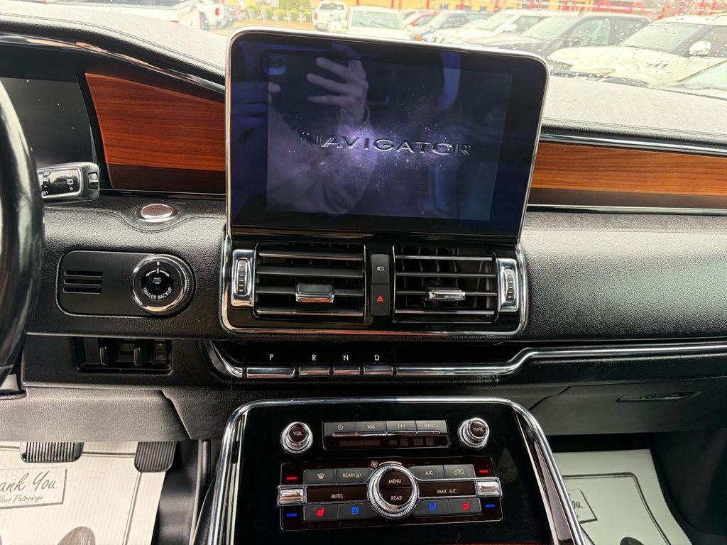 used 2019 Lincoln Navigator car, priced at $33,999