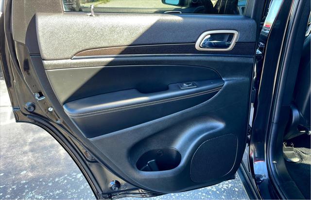 used 2014 Jeep Grand Cherokee car, priced at $22,999