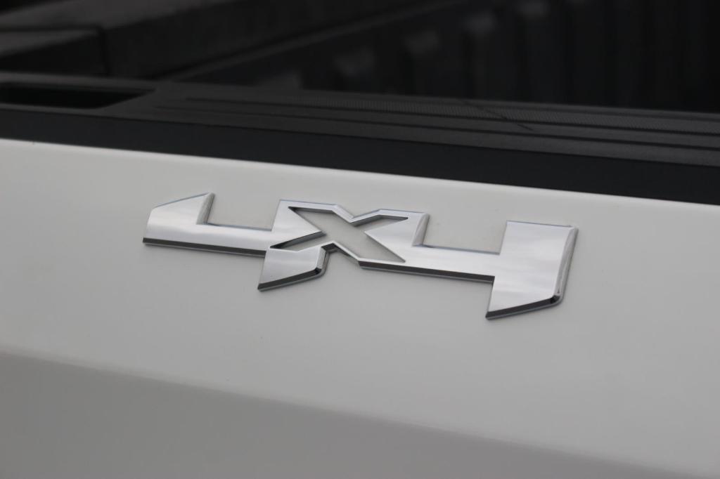 used 2024 GMC Sierra 1500 car, priced at $42,000