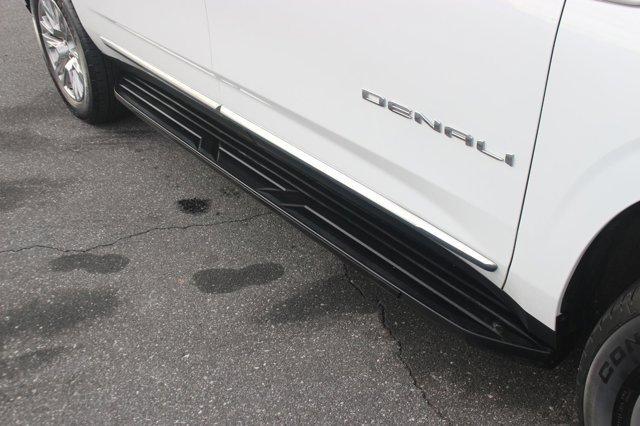 used 2024 GMC Yukon XL car, priced at $72,000