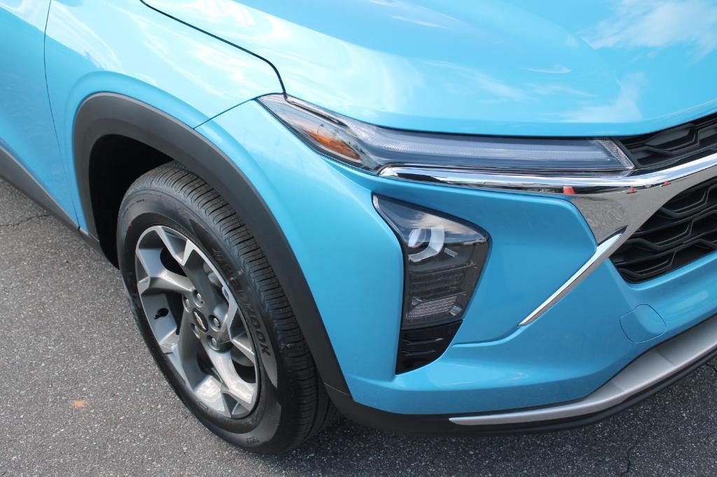 new 2026 Chevrolet Trax car, priced at $25,175