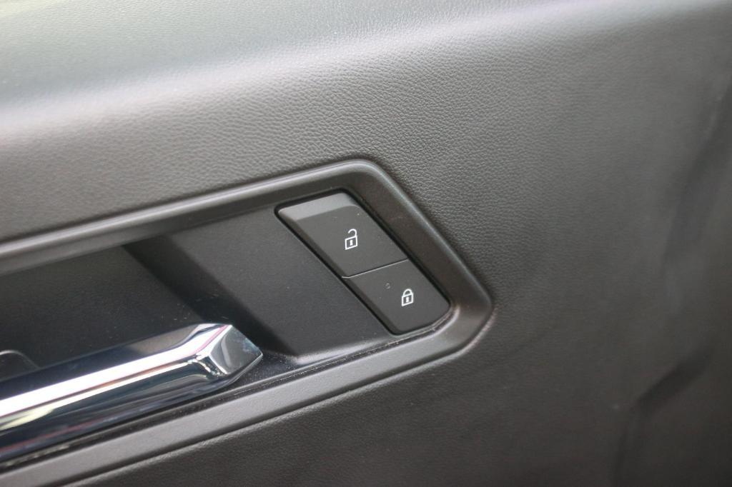 used 2025 GMC Canyon car, priced at $33,500