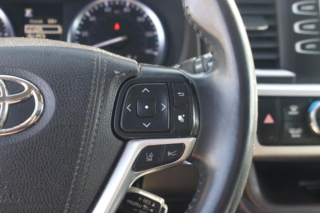 used 2019 Toyota Highlander car, priced at $20,500