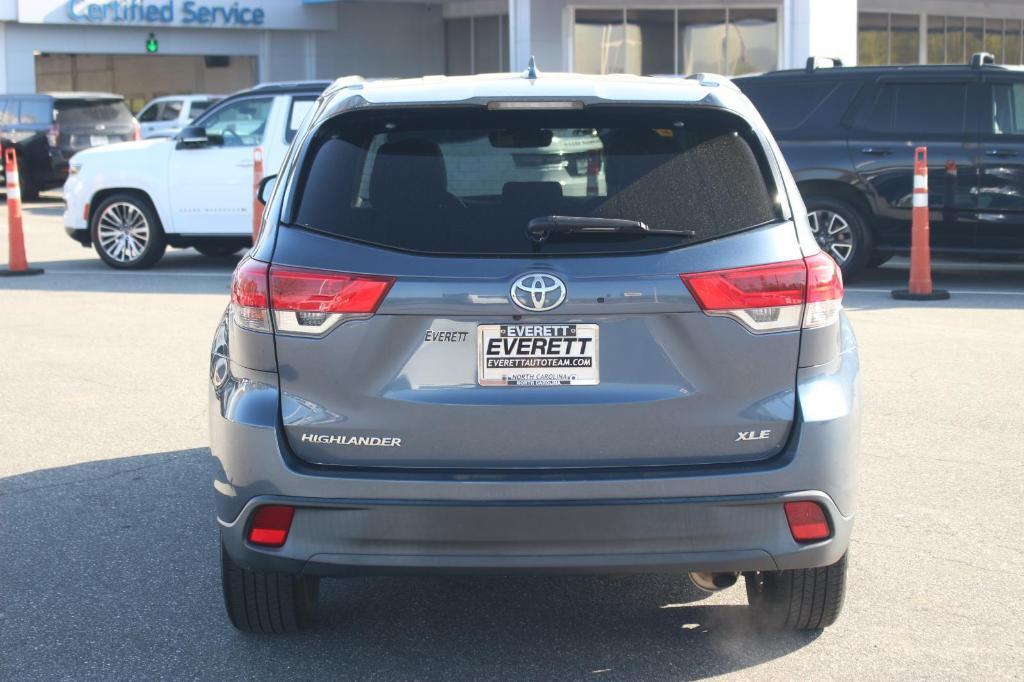 used 2019 Toyota Highlander car, priced at $20,500