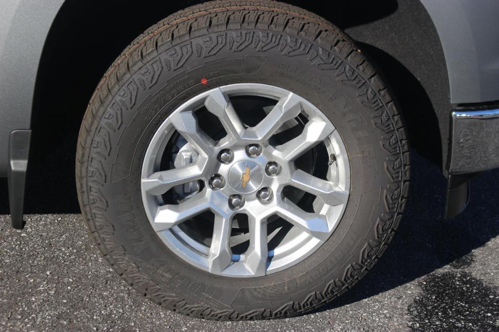 new 2026 Chevrolet Silverado 1500 car, priced at $49,290