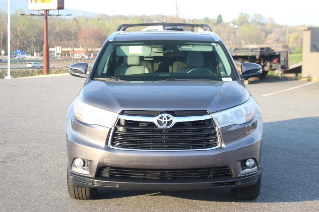 used 2016 Toyota Highlander car, priced at $15,500