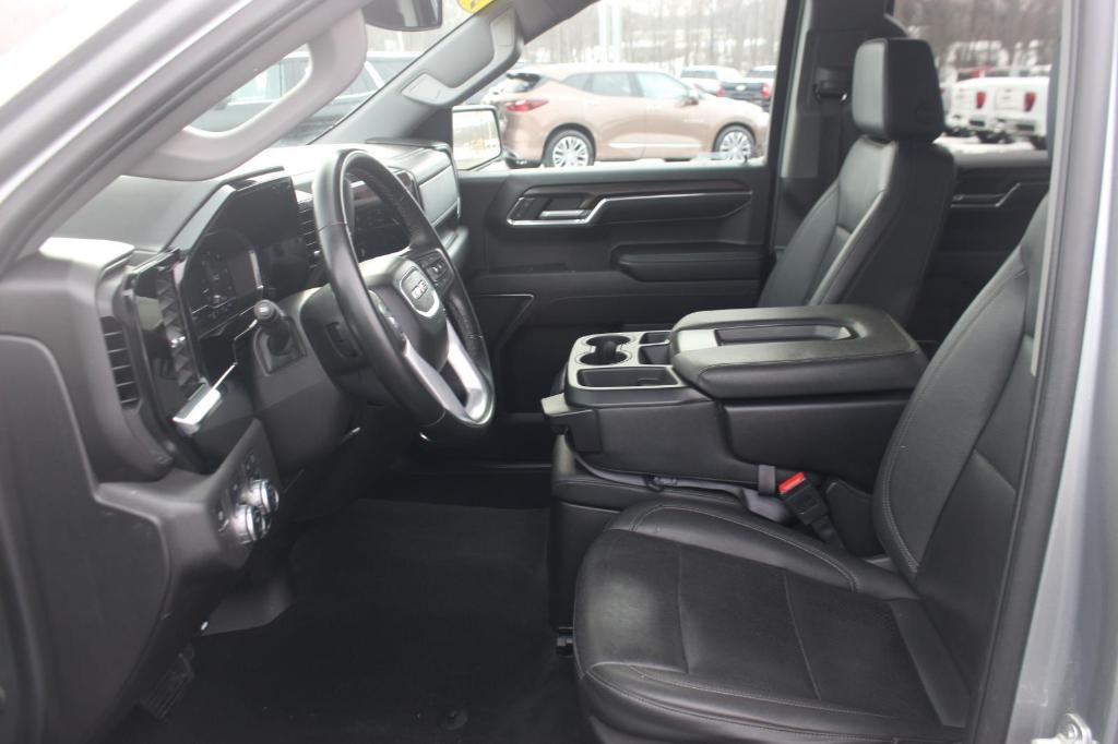 used 2024 GMC Sierra 1500 car, priced at $41,000
