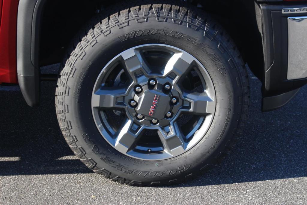 new 2025 GMC Sierra 2500 car, priced at $68,915