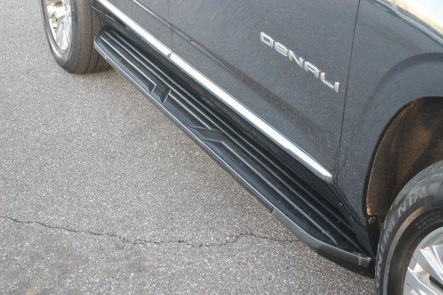 used 2021 GMC Yukon XL car, priced at $48,500