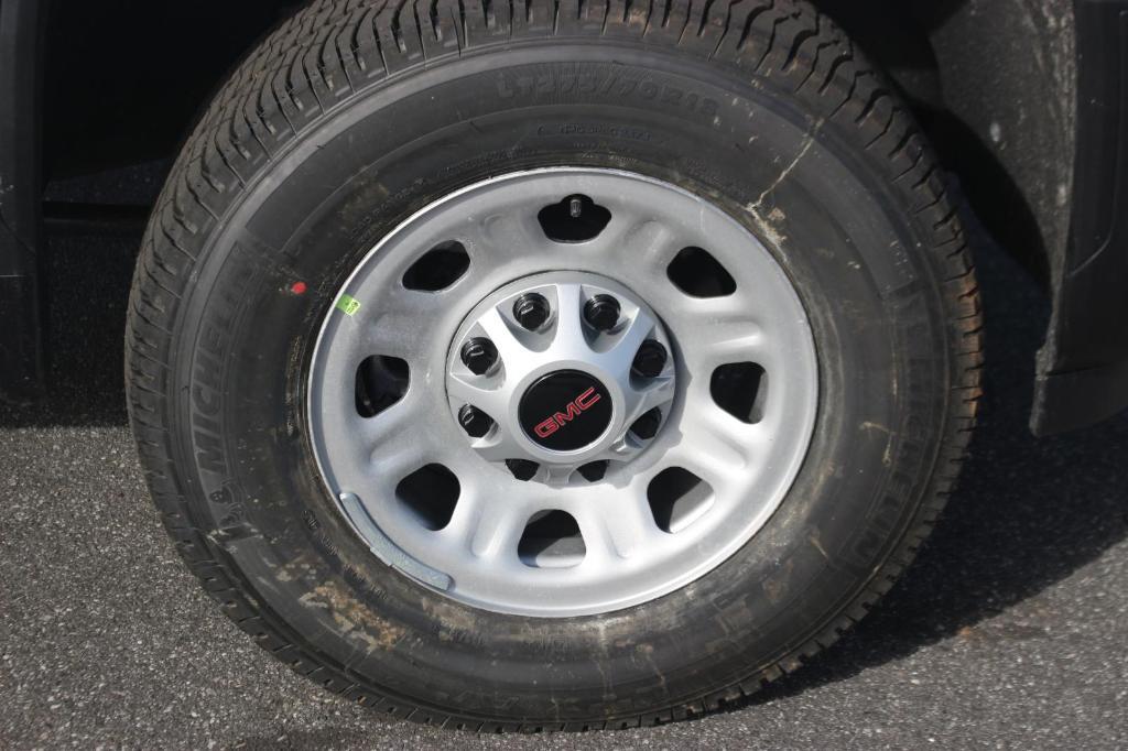 new 2026 GMC Sierra 3500 car, priced at $63,575