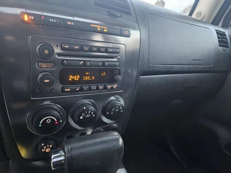 used 2006 Hummer H3 car, priced at $10,995