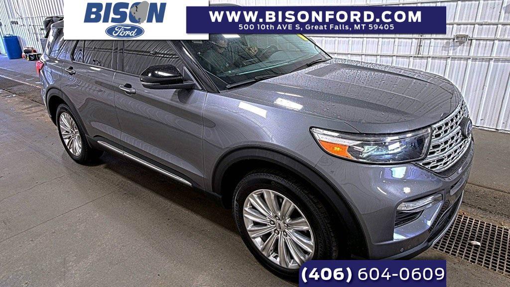 2022 Carbonized Gray Metallic Ford Explorer