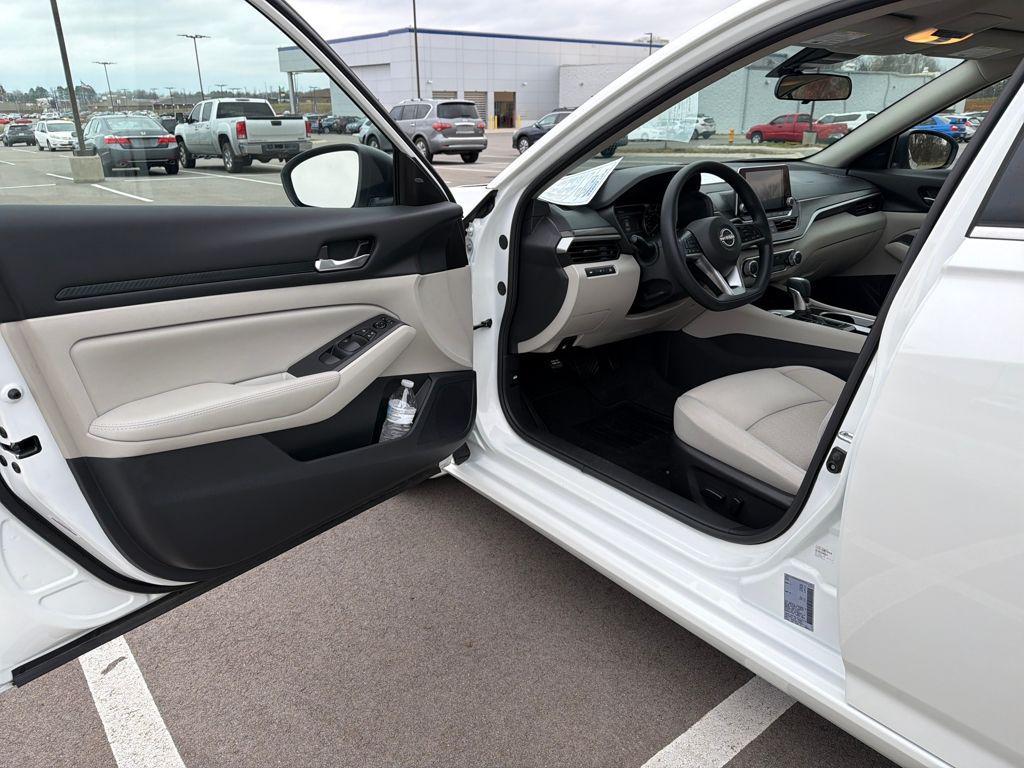 used 2024 Nissan Altima car, priced at $18,998