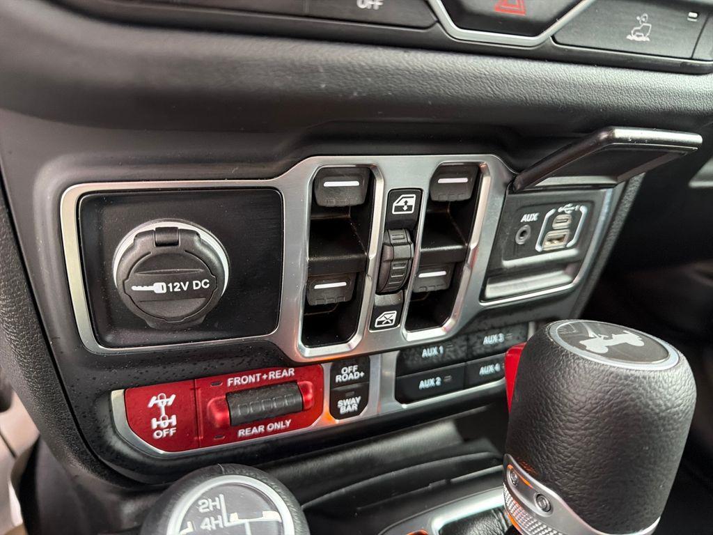 used 2025 Jeep Wrangler car, priced at $39,887