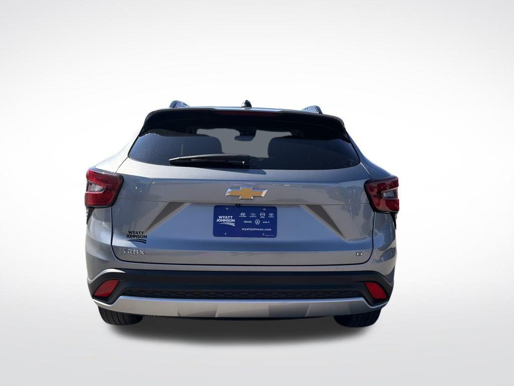 used 2024 Chevrolet Trax car, priced at $18,393