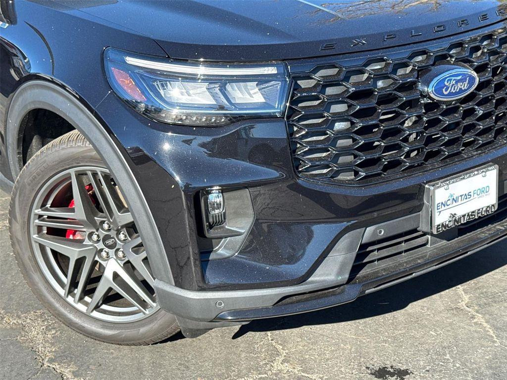 used 2025 Ford Explorer car, priced at $36,490