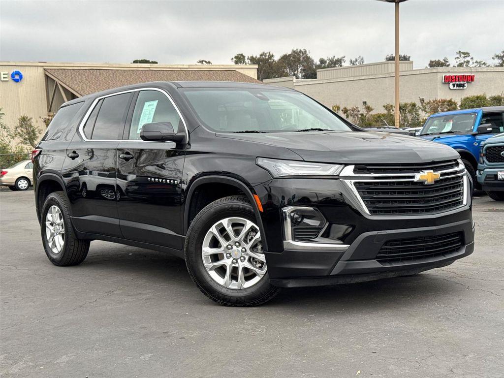 used 2023 Chevrolet Traverse car, priced at $22,190