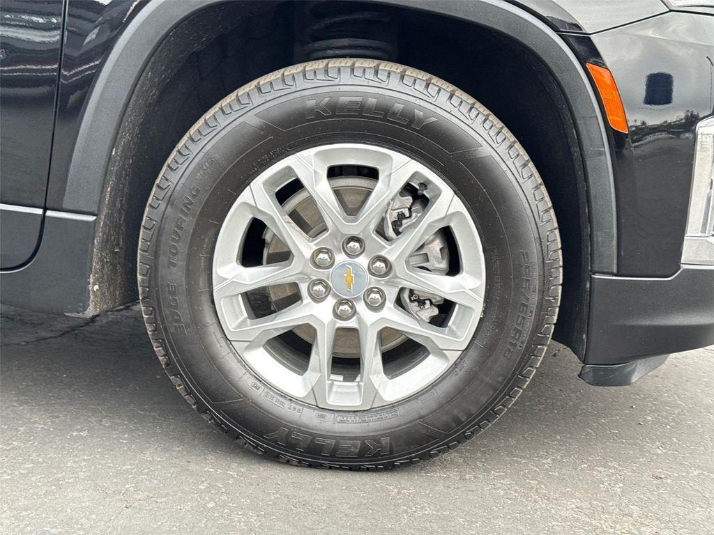 used 2023 Chevrolet Traverse car, priced at $22,190