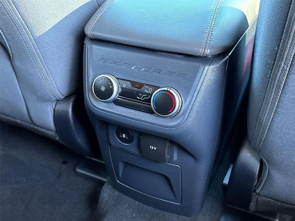 used 2025 Ford Explorer car, priced at $37,285