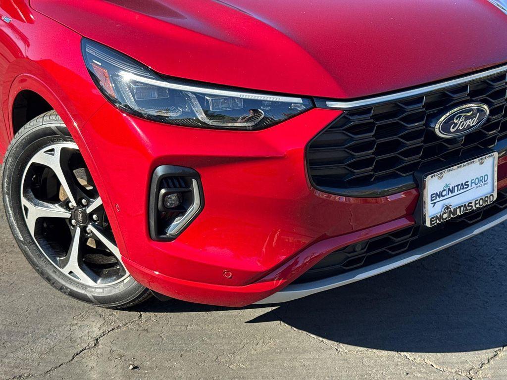 used 2023 Ford Escape car, priced at $25,380