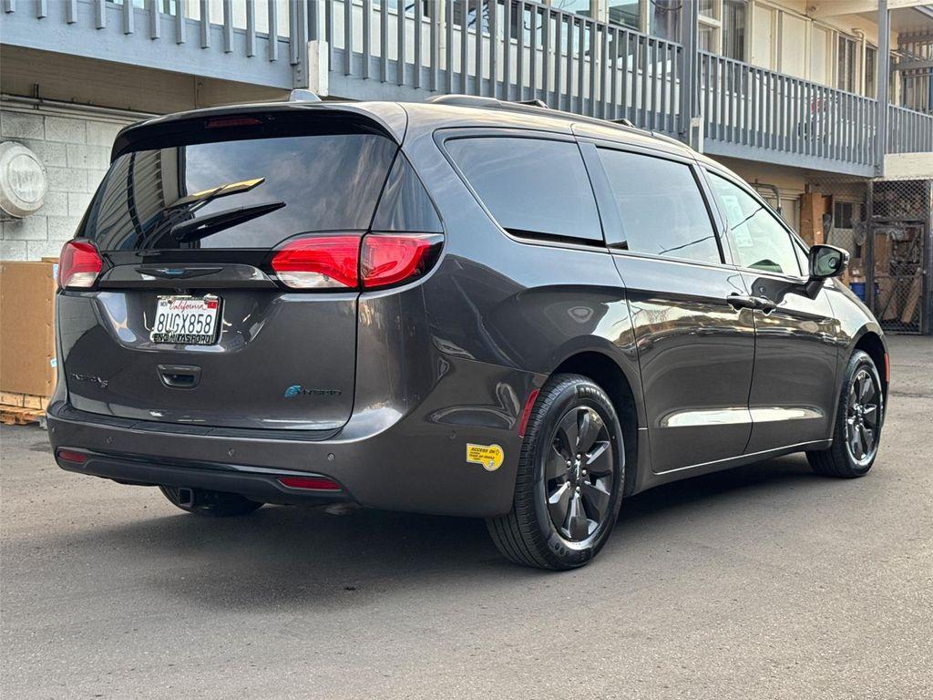 used 2020 Chrysler Pacifica Hybrid car, priced at $21,550