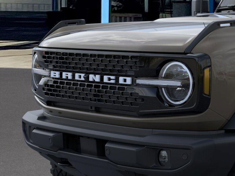 new 2025 Ford Bronco car, priced at $61,658