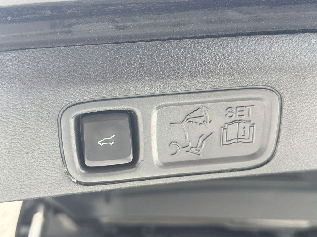 used 2022 Ford Expedition Max car, priced at $51,643