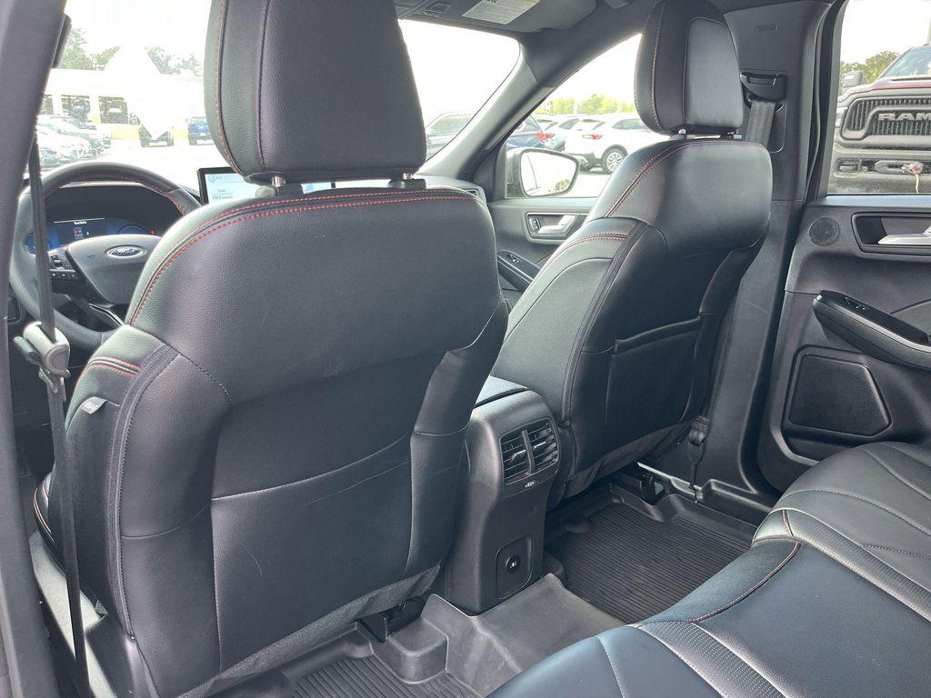 used 2025 Ford Escape car, priced at $30,354