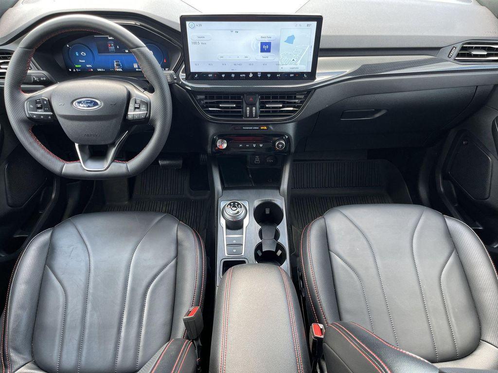 used 2025 Ford Escape car, priced at $30,354