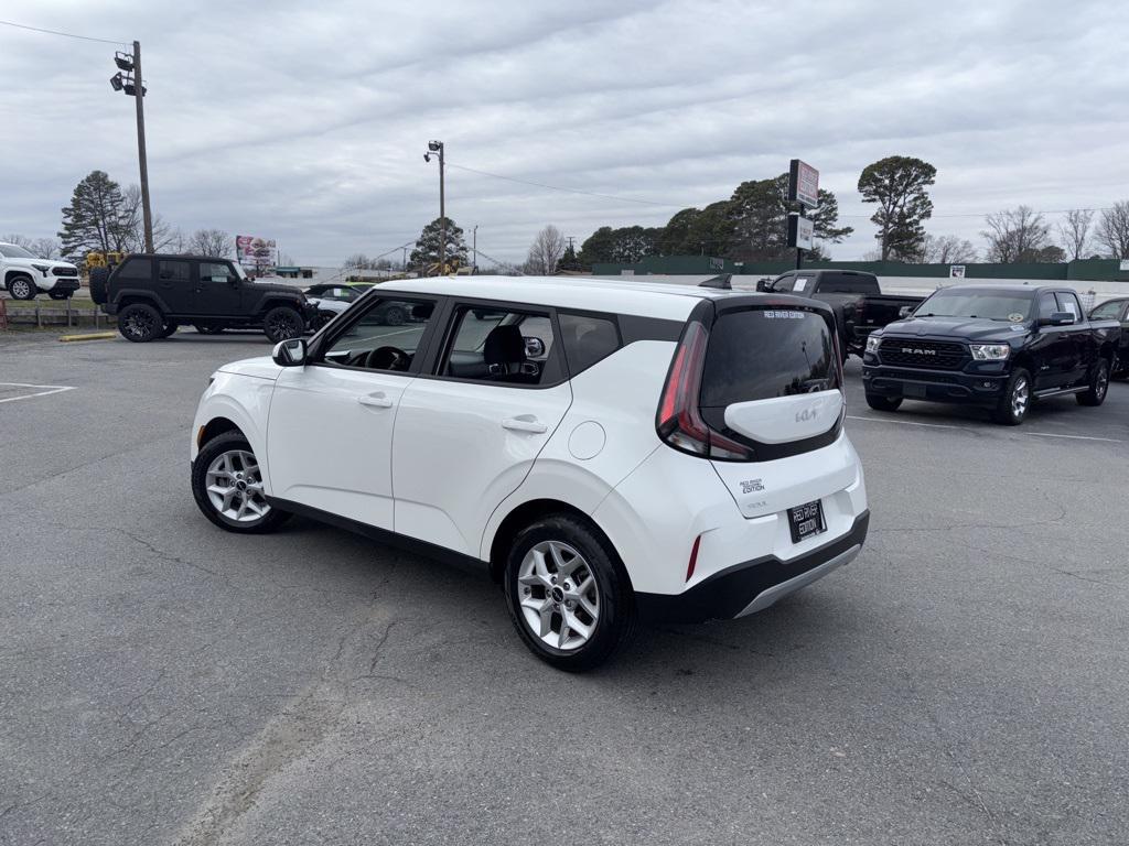 used 2024 Kia Soul car, priced at $17,408