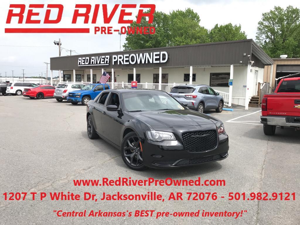 used 2023 Chrysler 300 car, priced at $25,828