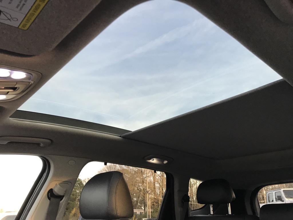 used 2020 Hyundai Santa Fe car, priced at $22,250