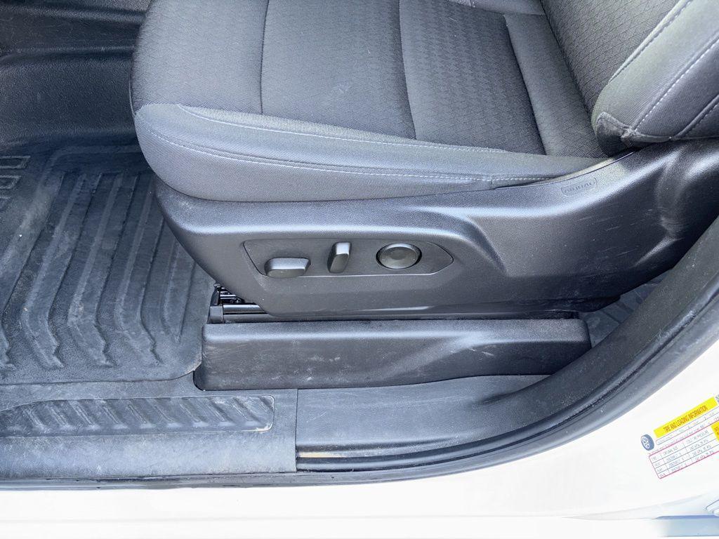 used 2025 GMC Sierra 1500 car, priced at $36,124