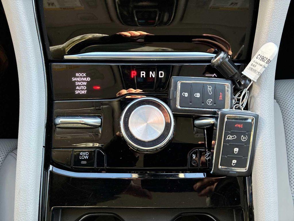 used 2023 Jeep Grand Cherokee car, priced at $35,344