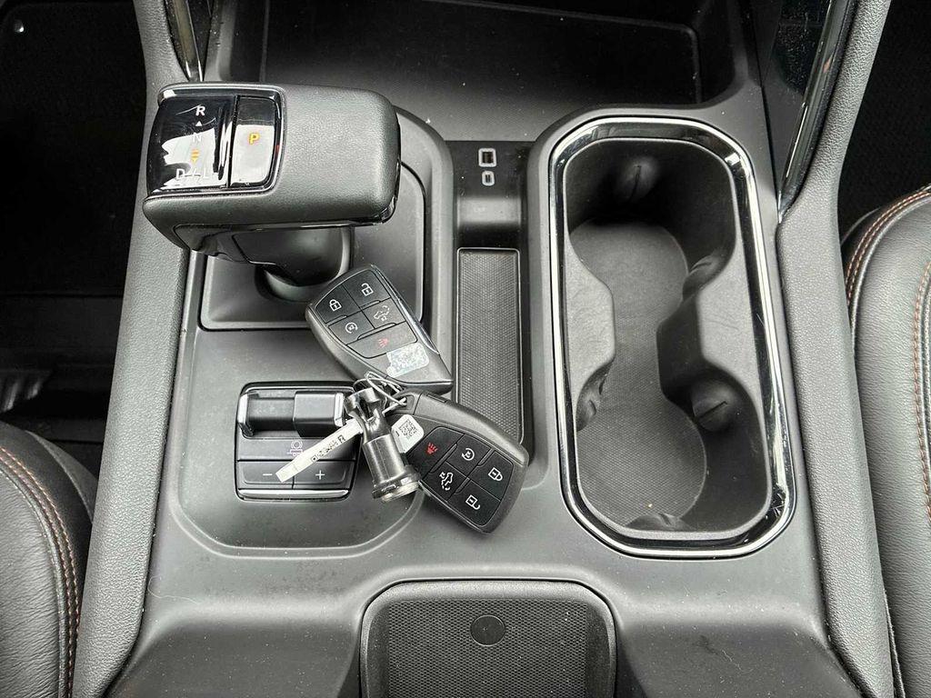 used 2024 GMC Sierra 1500 car, priced at $54,971