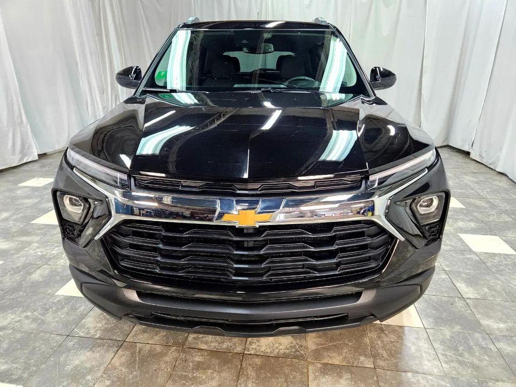 used 2025 Chevrolet TrailBlazer car, priced at $17,495