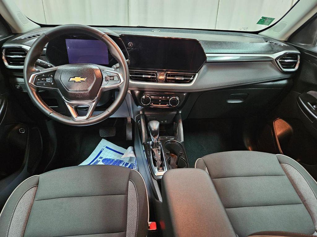 used 2025 Chevrolet TrailBlazer car, priced at $17,495