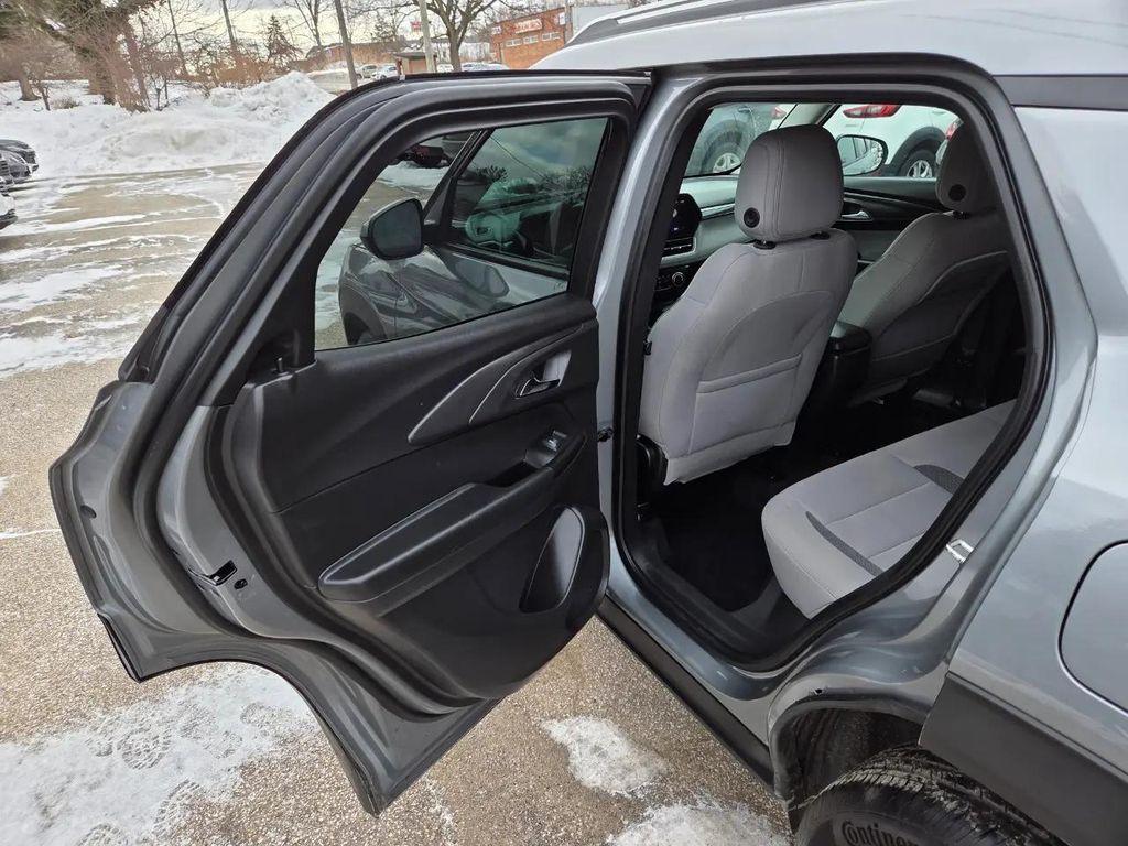 used 2025 Chevrolet TrailBlazer car, priced at $16,495