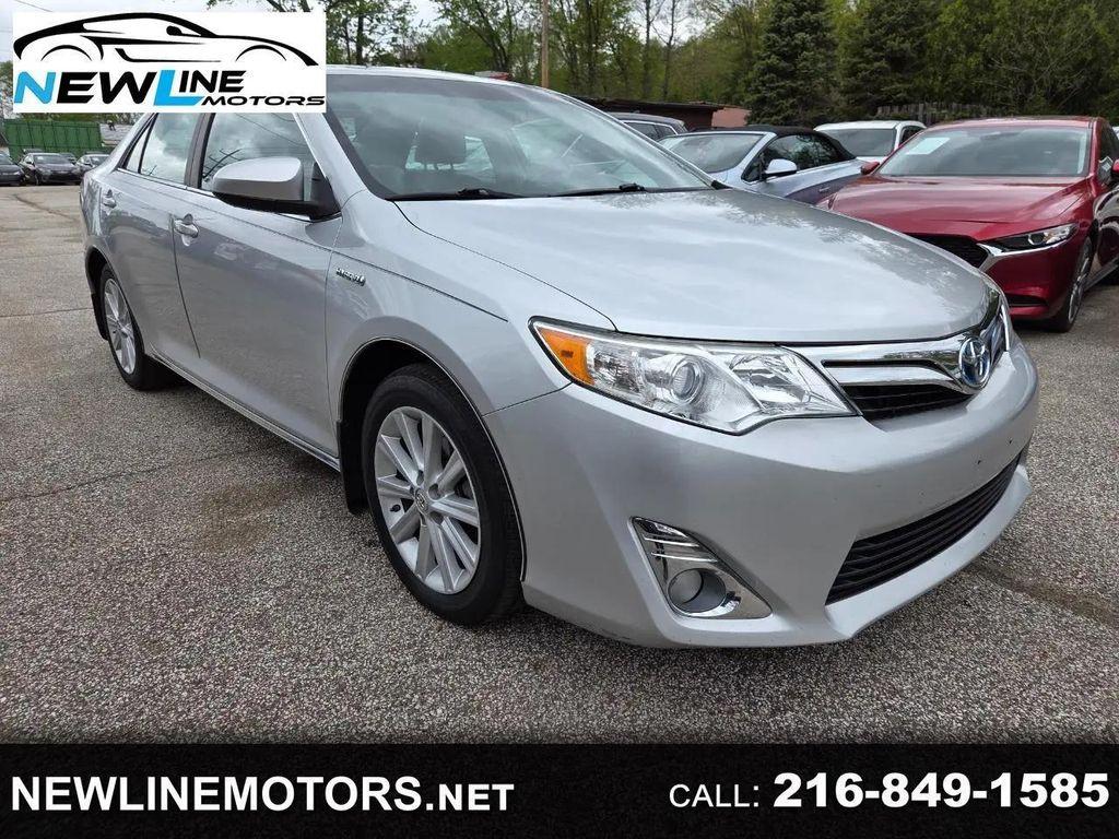 used 2014 Toyota Camry Hybrid car, priced at $13,895