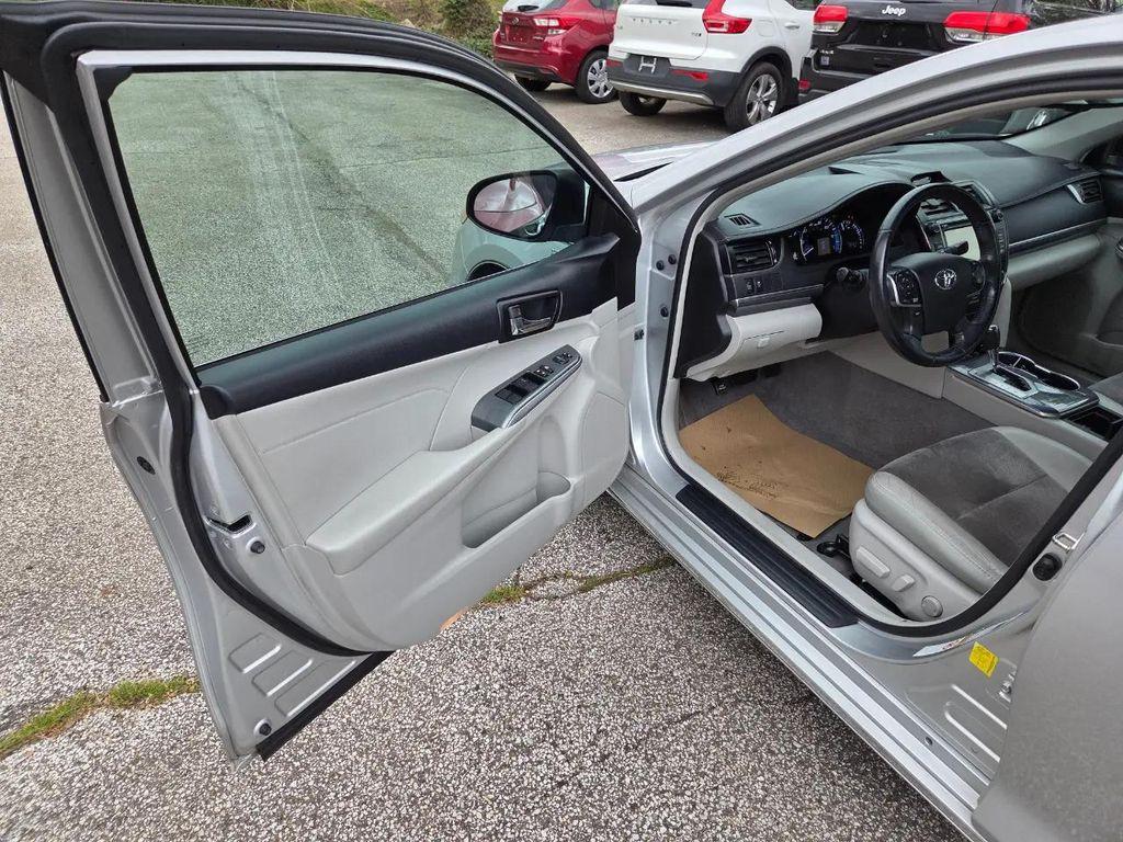 used 2014 Toyota Camry Hybrid car, priced at $13,895