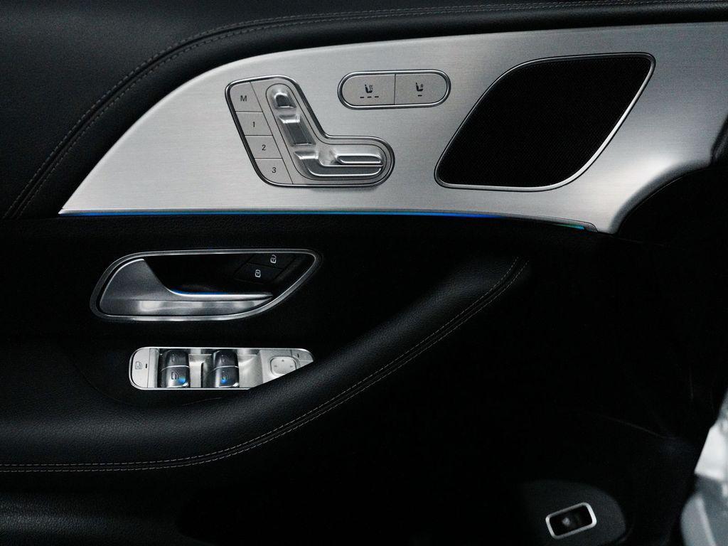 used 2025 Mercedes-Benz GLE 450 car, priced at $73,895