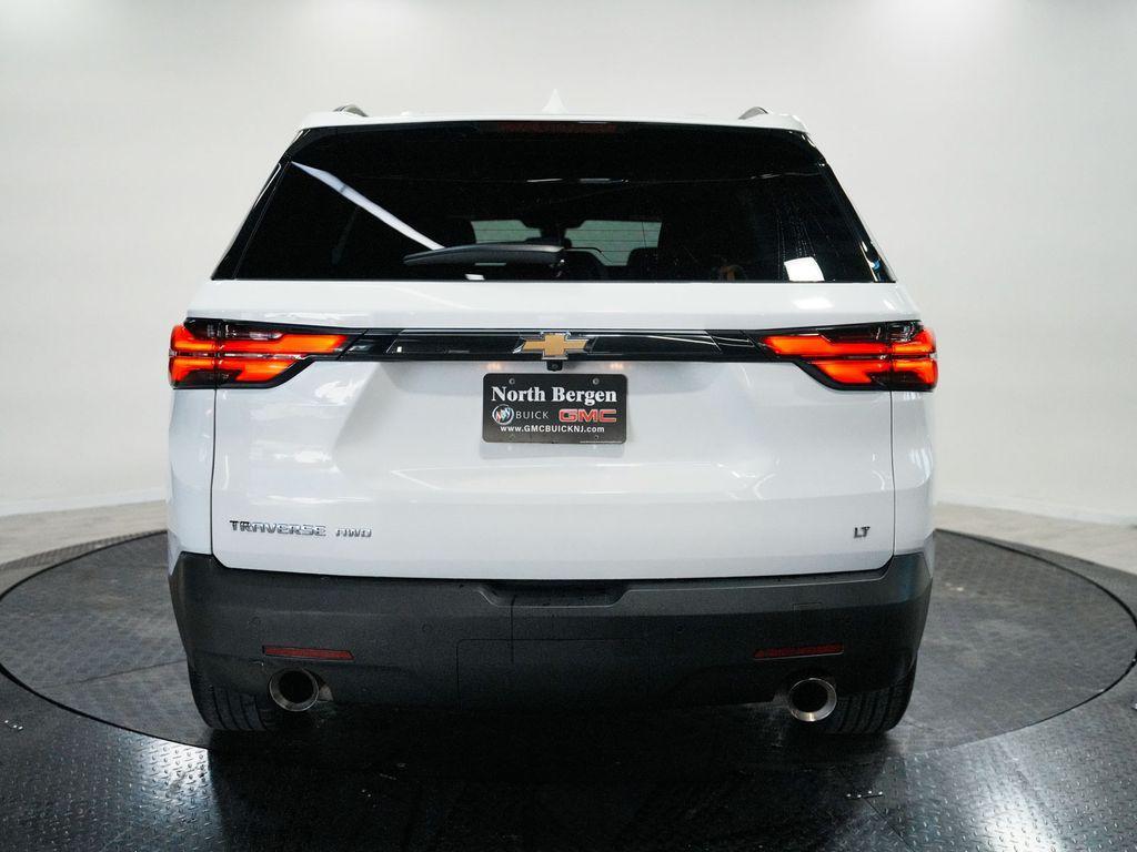 used 2022 Chevrolet Traverse car, priced at $23,890