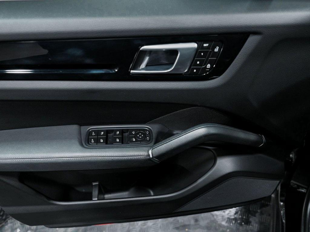 used 2023 Porsche Cayenne car, priced at $57,890