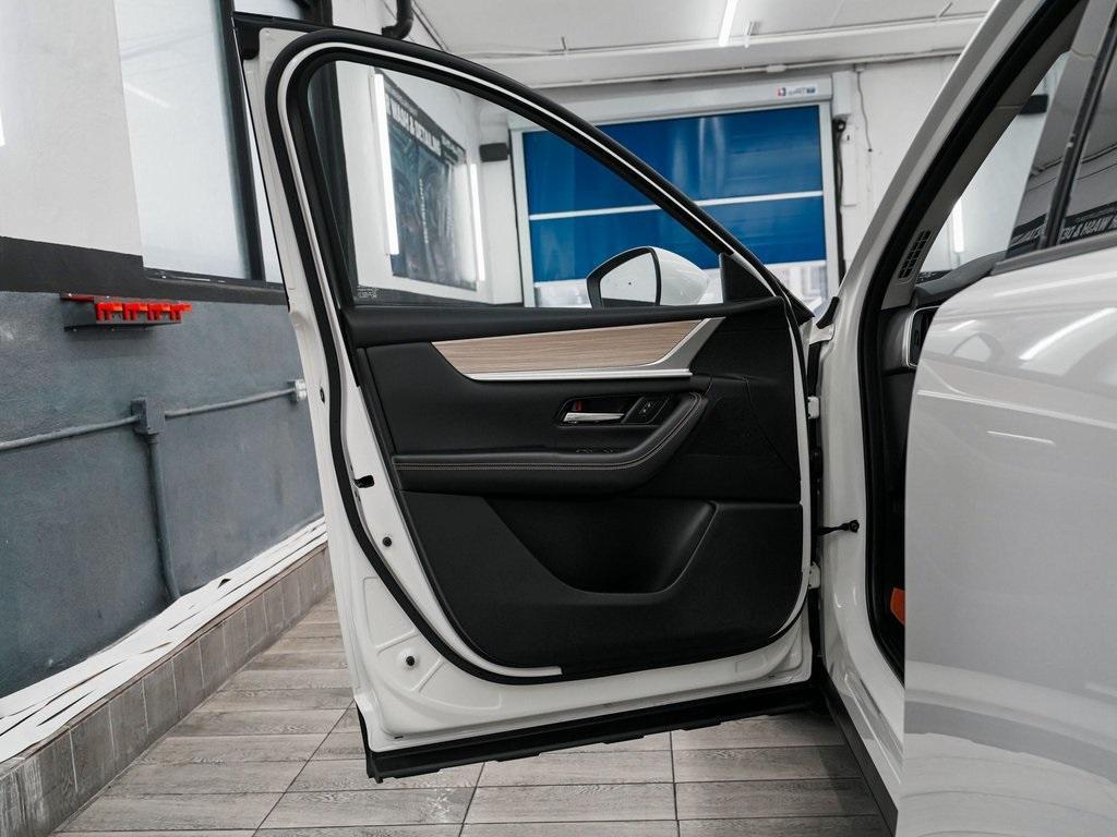 used 2025 Mazda CX-90 car, priced at $36,240