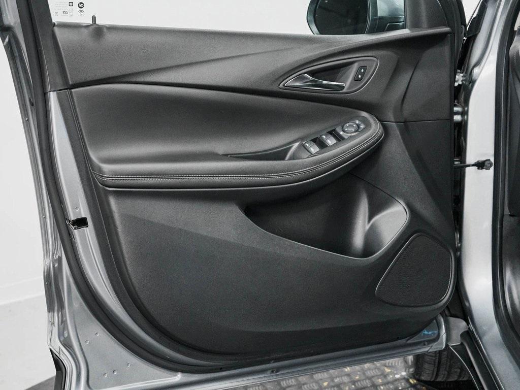 used 2024 Buick Encore GX car, priced at $19,990