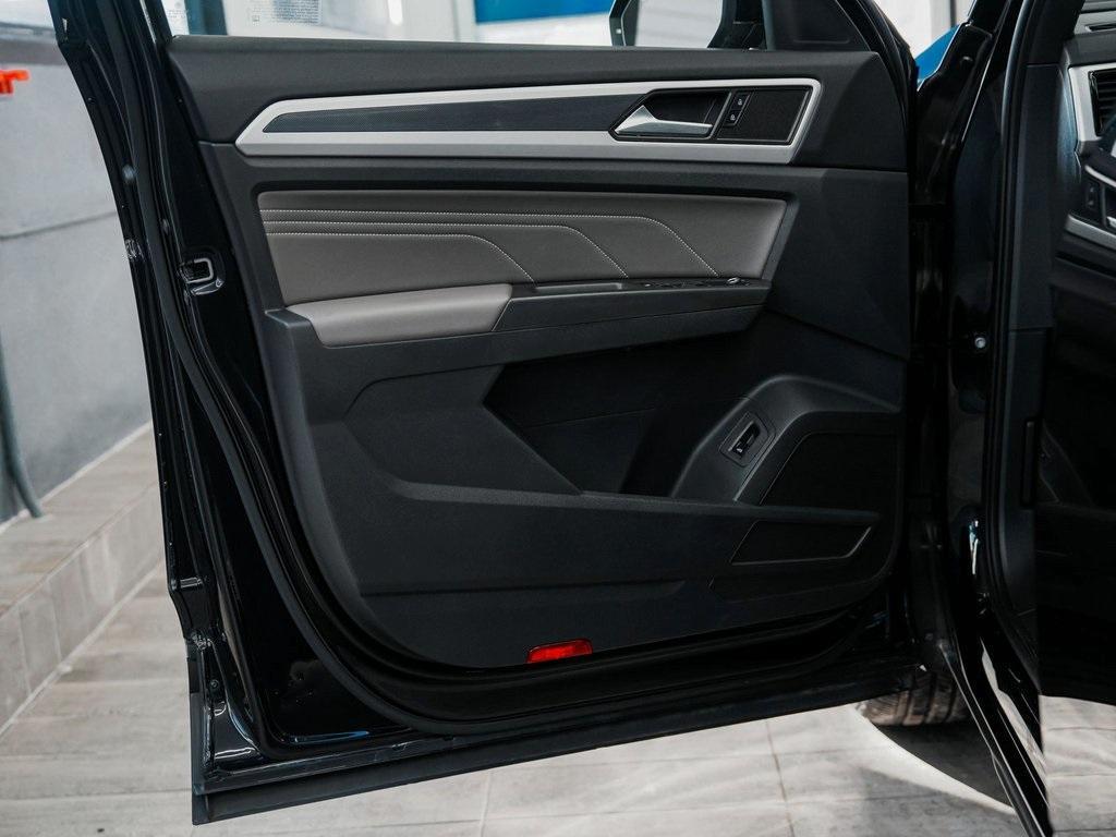 used 2023 Volkswagen Atlas Cross Sport car, priced at $29,450