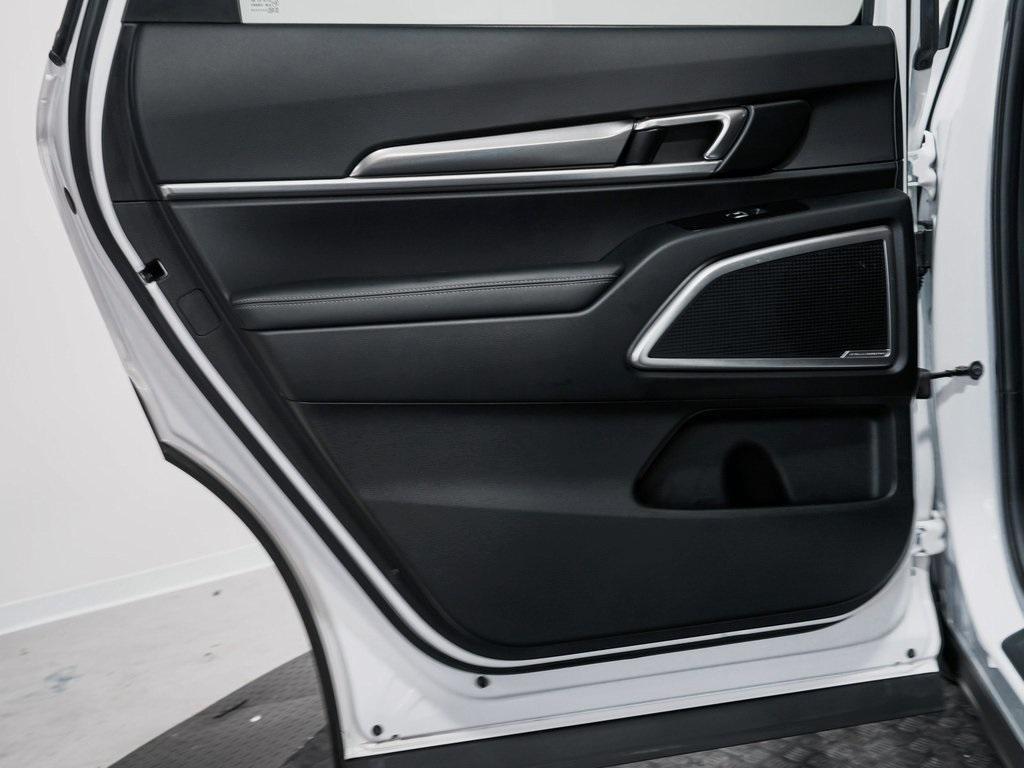 used 2024 Kia Telluride car, priced at $29,450