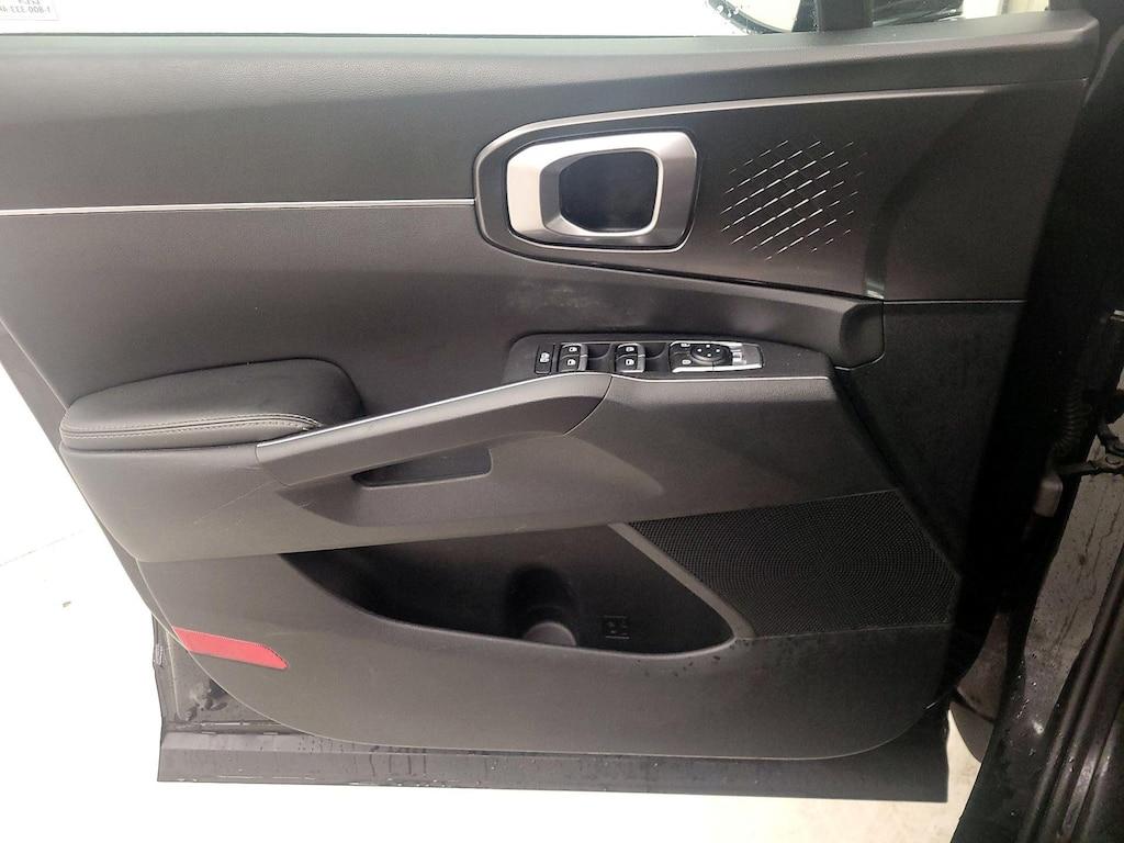 used 2023 Kia Sorento car, priced at $24,998