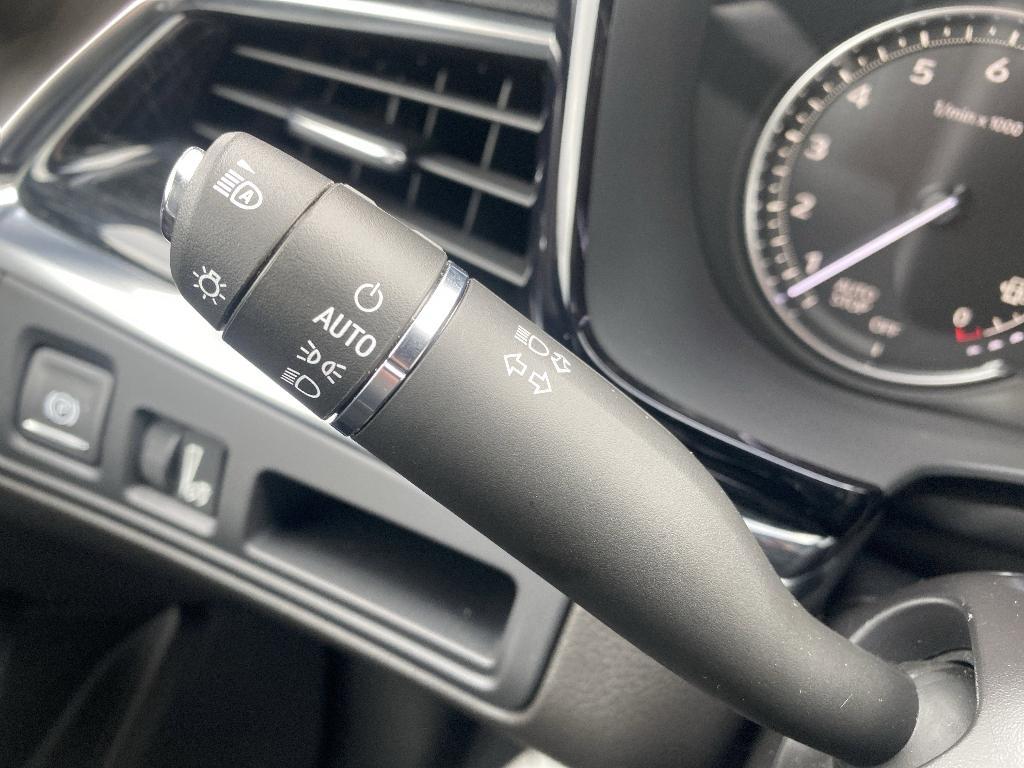 used 2023 Cadillac XT5 car, priced at $41,977