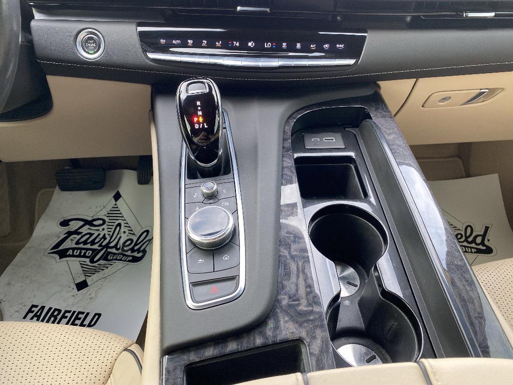 used 2022 Cadillac Escalade ESV car, priced at $63,878